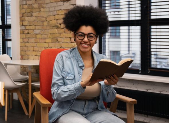 authentic-book-club-scene